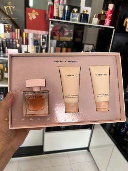  Set Nước Hoa Narciso Cristal EDP 50ml + Lotion 50ml + Shower 50ml 