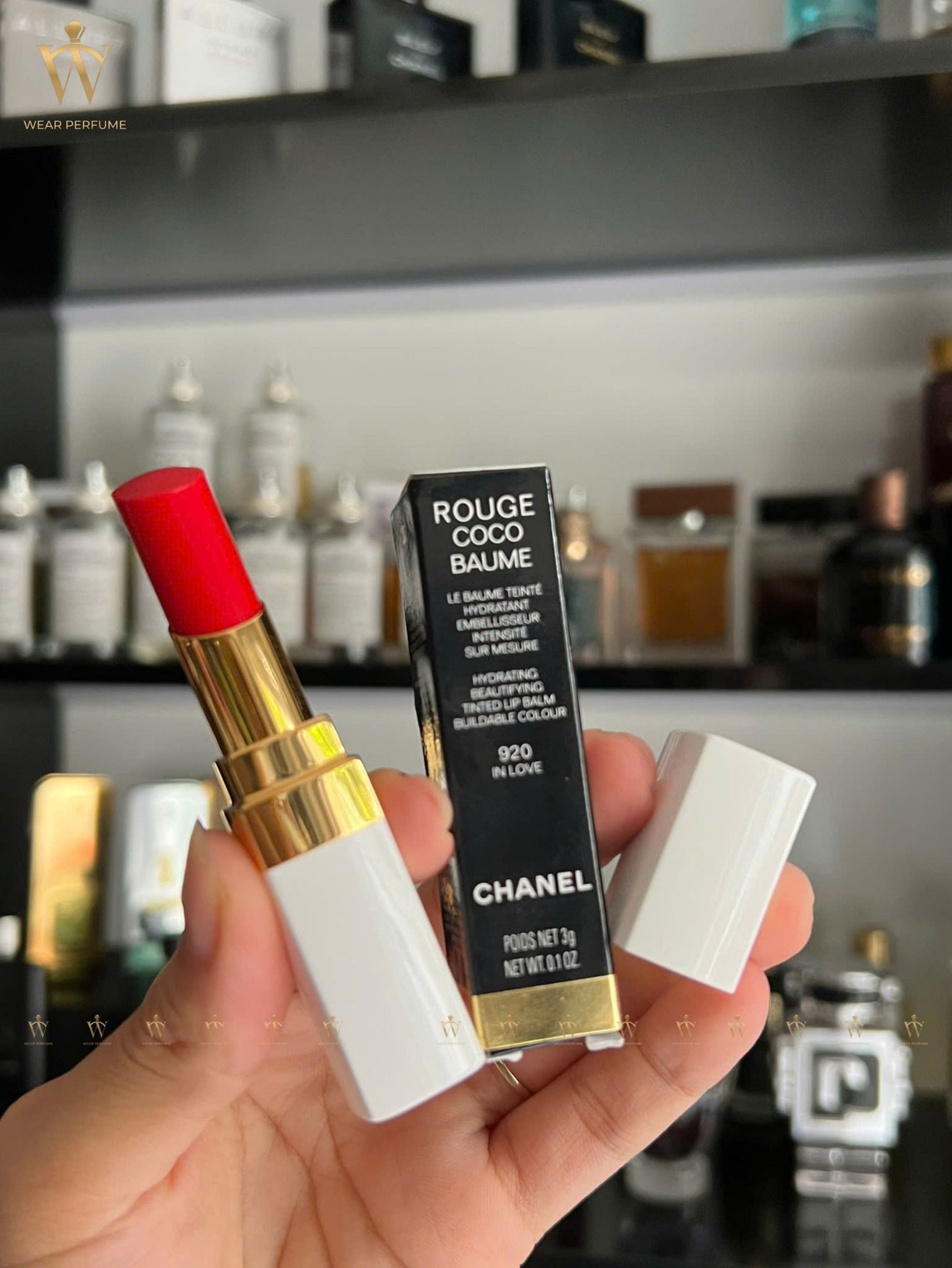  Son Chanel Rouge Coco Baume 920 In Love – Màu Đỏ San Hô 