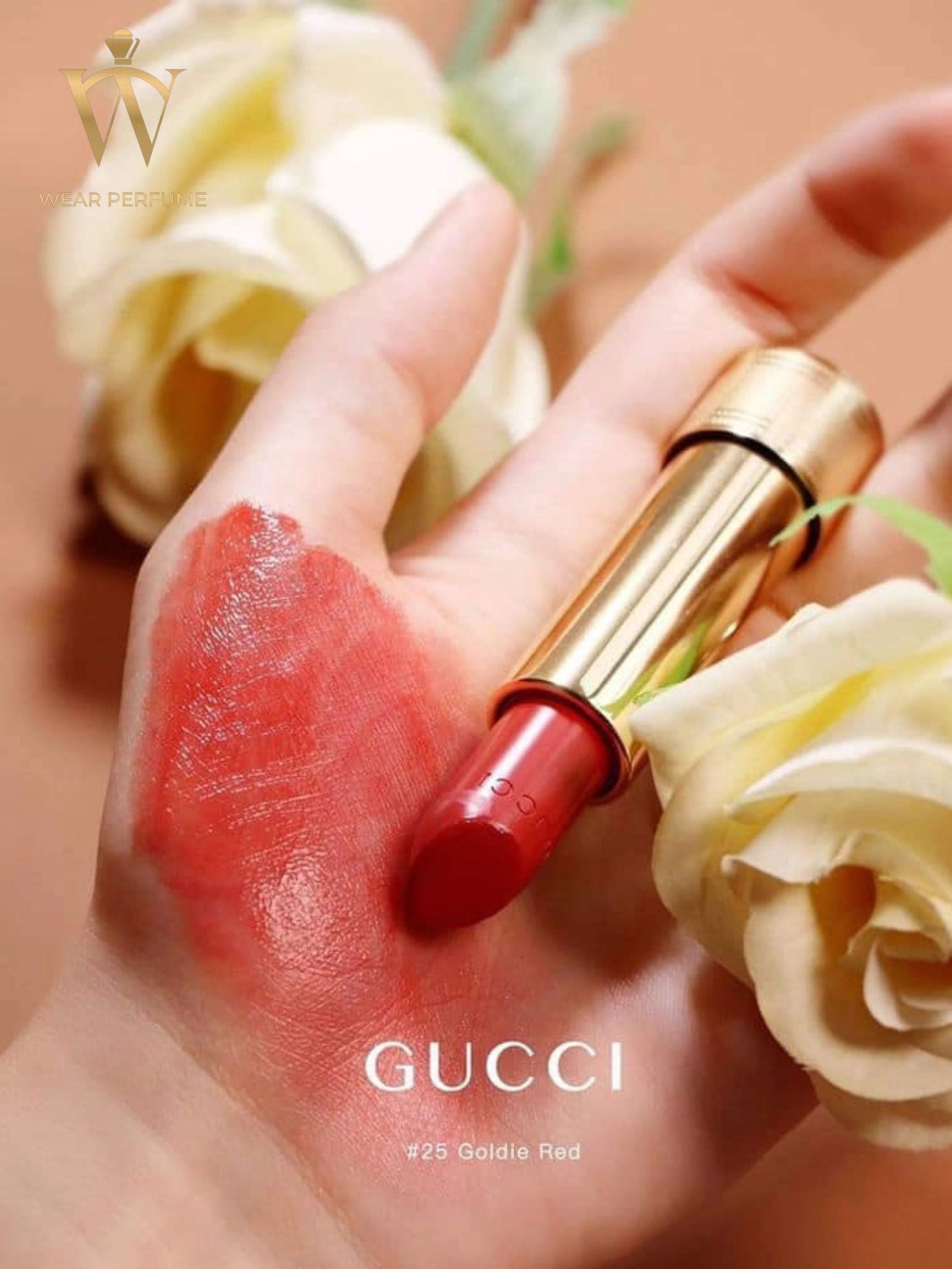  Son Gucci Rouge À Lèvres Voile 25 Goldie Red (Vỏ Hoa) – Màu Đỏ Tươi 