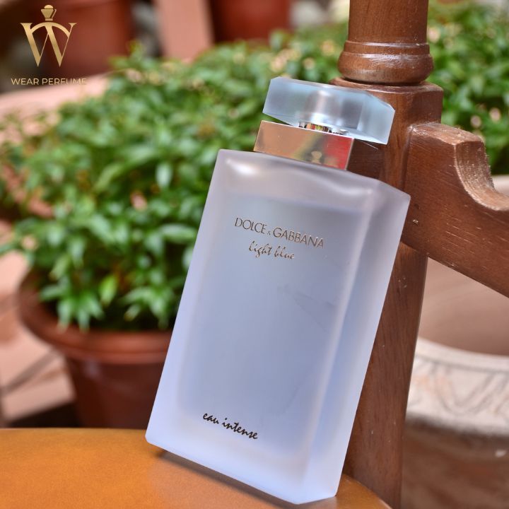  Dolce & Gabbana Light Blue Eau Intense Women 