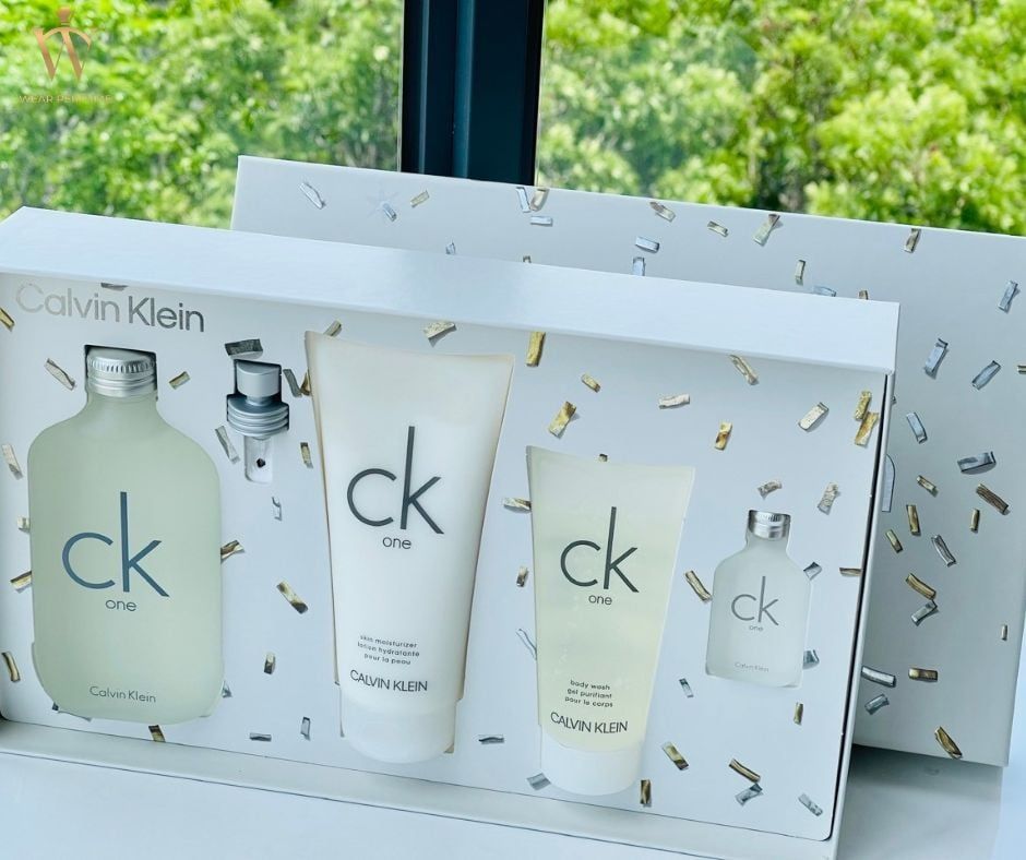  GiftSet Nước Hoa Calvin Klein CK One EDT ( 200ML + 200ML + 100ML + 15ML ) 