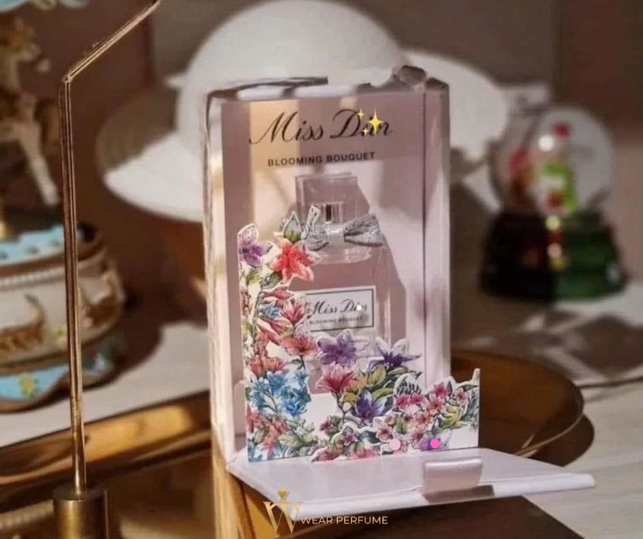  Nước Hoa Miss Dior Blooming Bouquet EDT Mini 5ML - Phiên Bản 3D Cực Đẹp Mắt 