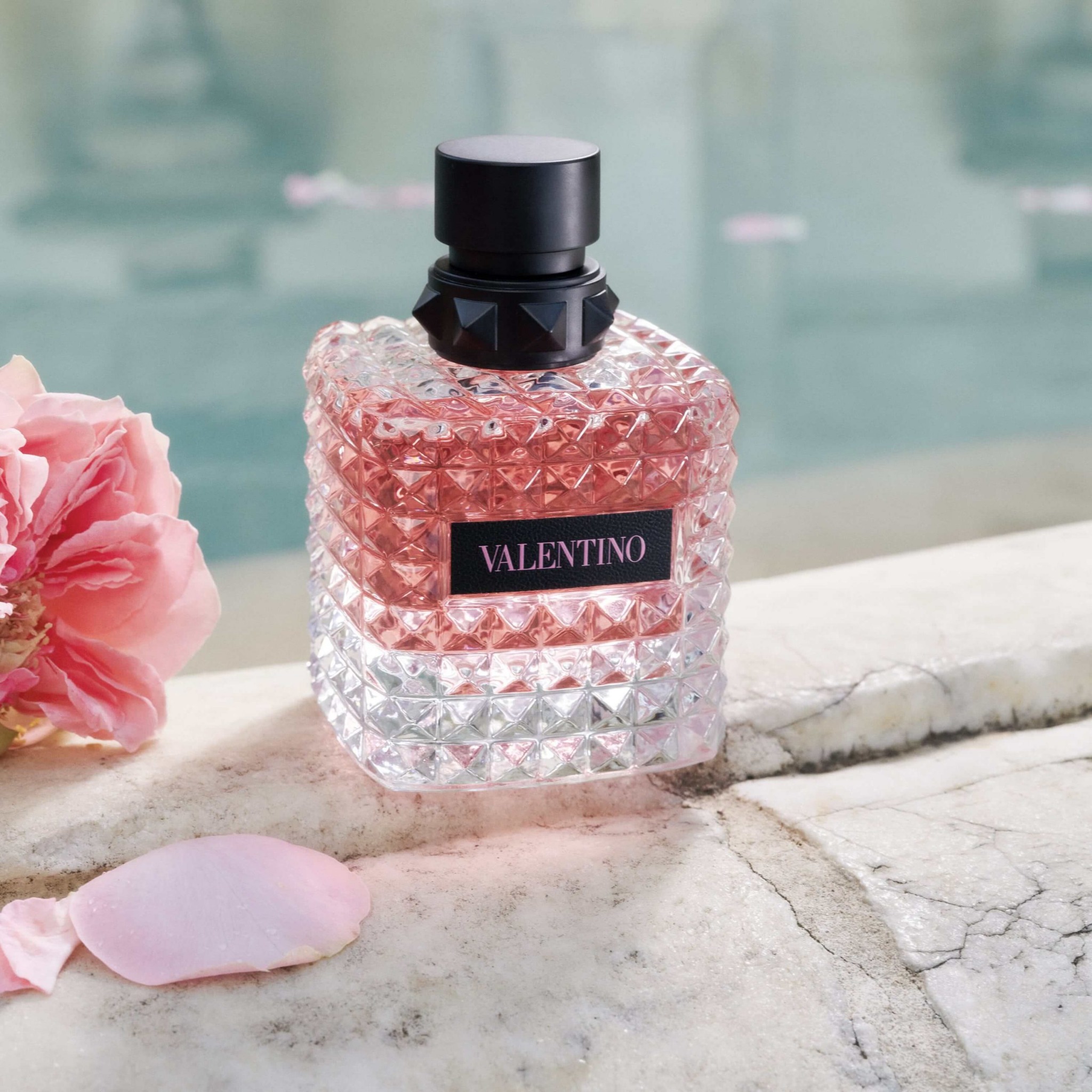 Valentino Donna Born In Roma EDP wearperfume