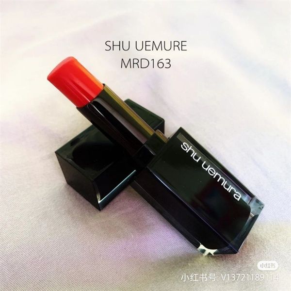  Son Shu Uemura 163 vỏ đen Mini – Màu Đỏ Tươi Đẹp Mê Hồn 