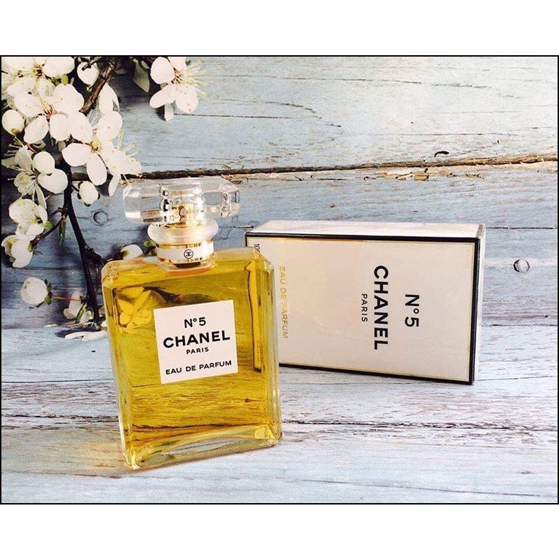  Chanel No 5 Eau de Parfum 