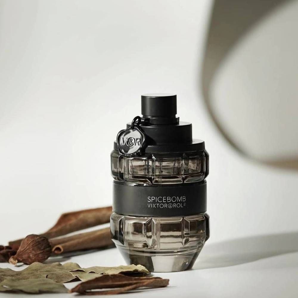  Viktor & Rolf Spicebomb Pour Homme EDT 