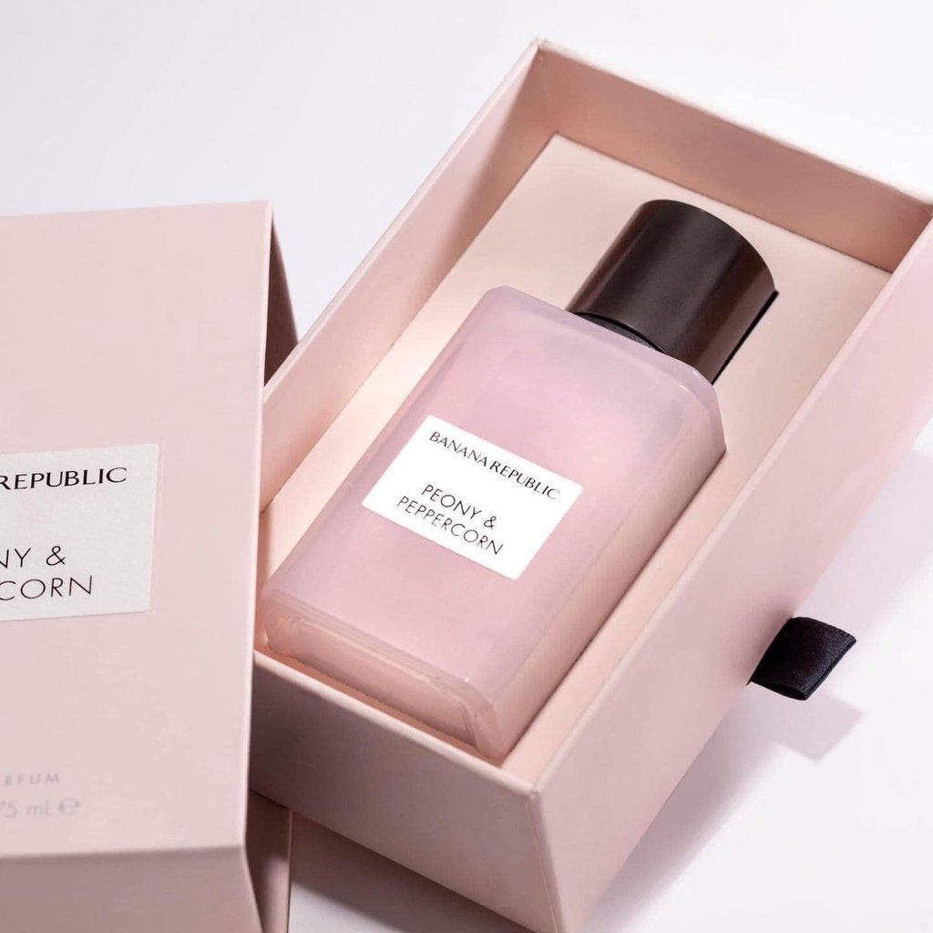  Banana Republic Peony & Peppercorn 