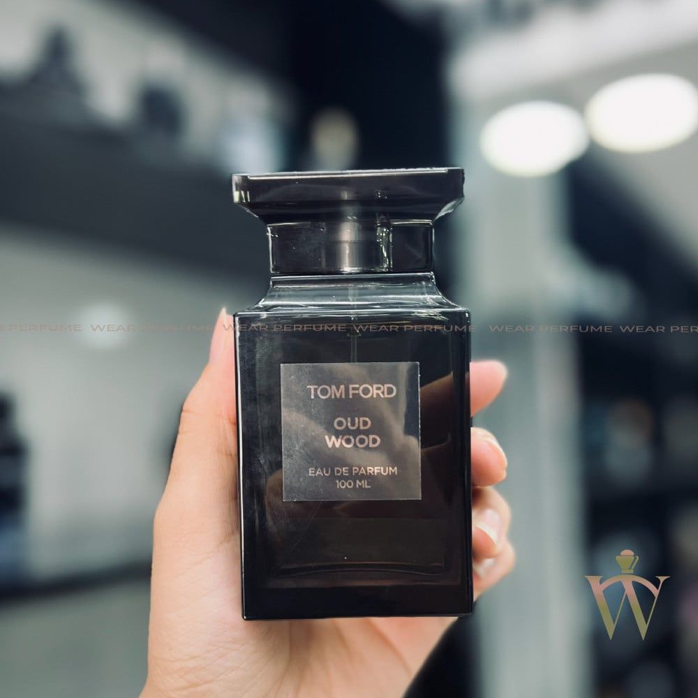  Tom Ford Oud Wood 
