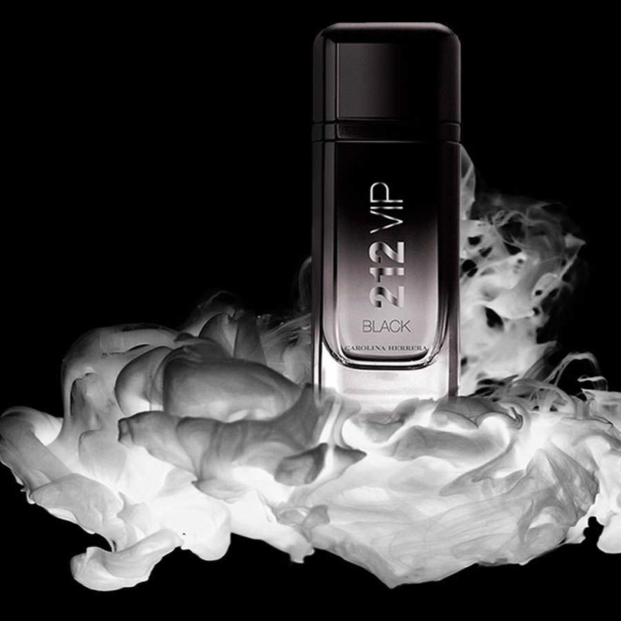  Carolina Herrera 212 Vip Men Black 