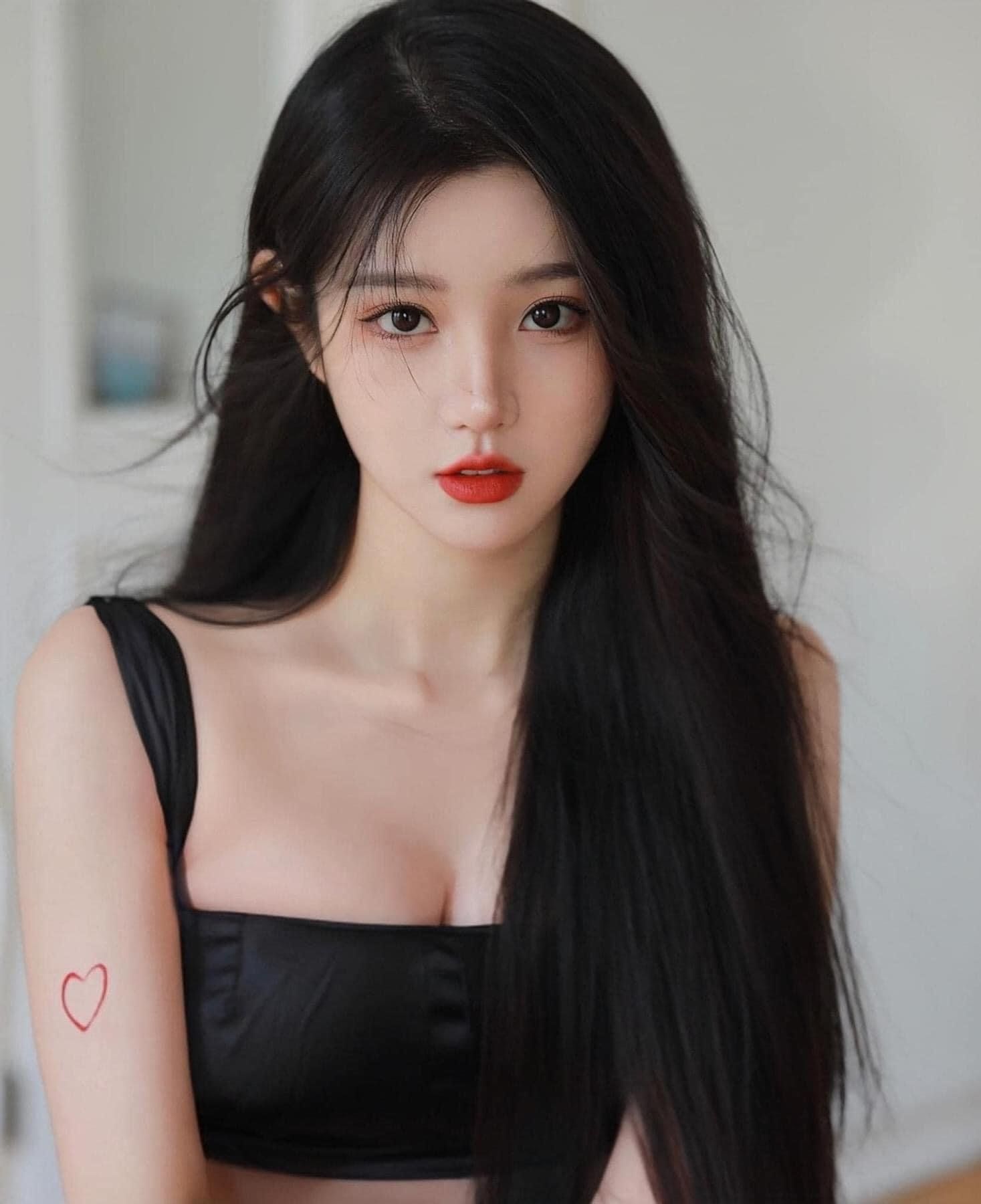  Son Dior Rouge Forever Transfer Proof Lipstick 647 Forever Feminine (New) – Màu Đỏ Cam 
