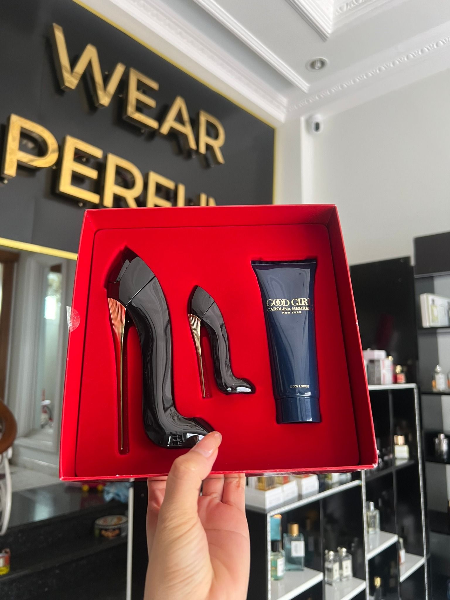 GiftSet Nước Hoa Carolina Herrera Good Girl EDP ( 50ML + 7ML+ 75ML ) 