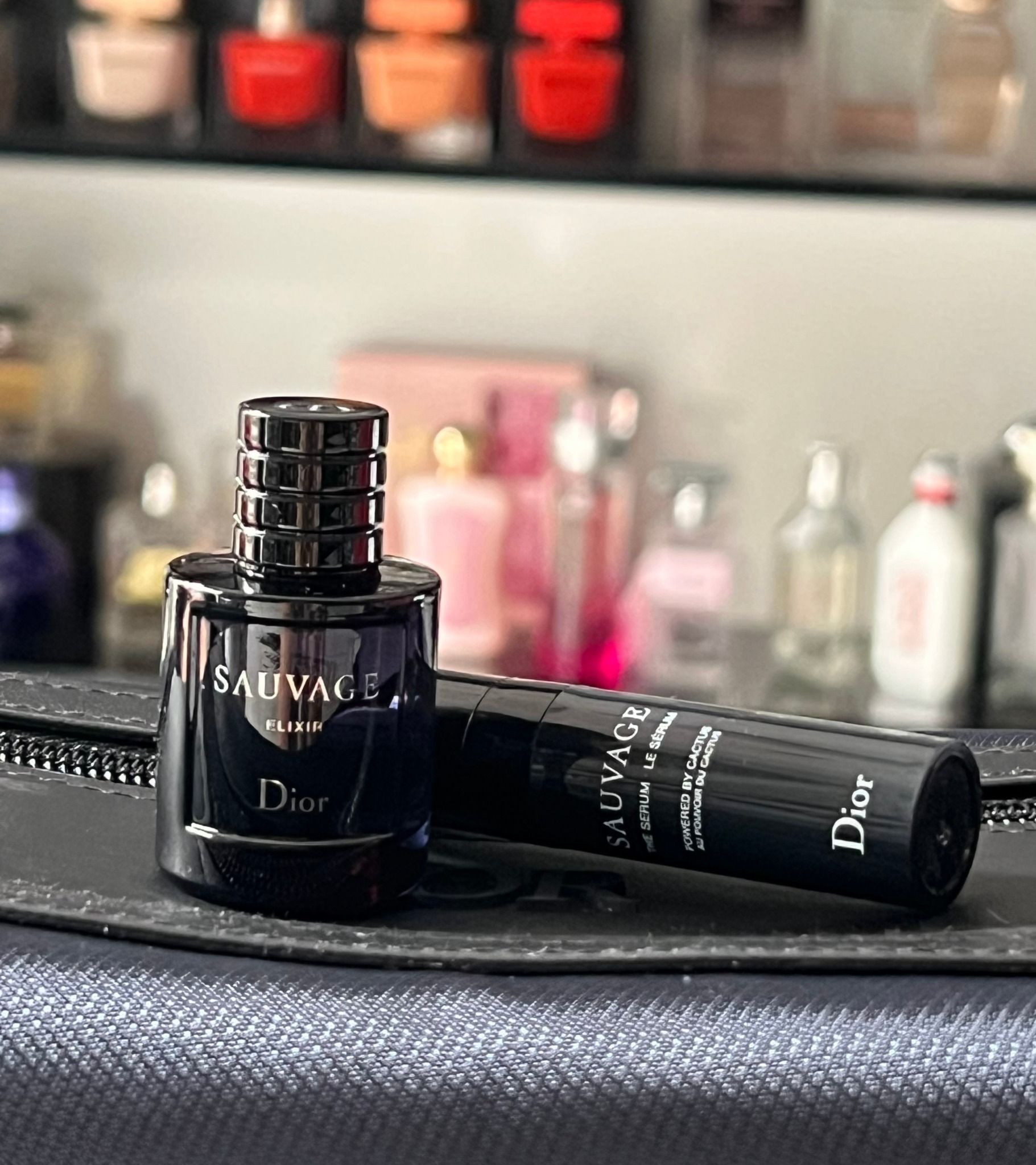  Set Nước Hoa Dior Sauvage Elixir 7.5ml + Serum Dior 5ml (Tặng kèm túi) 