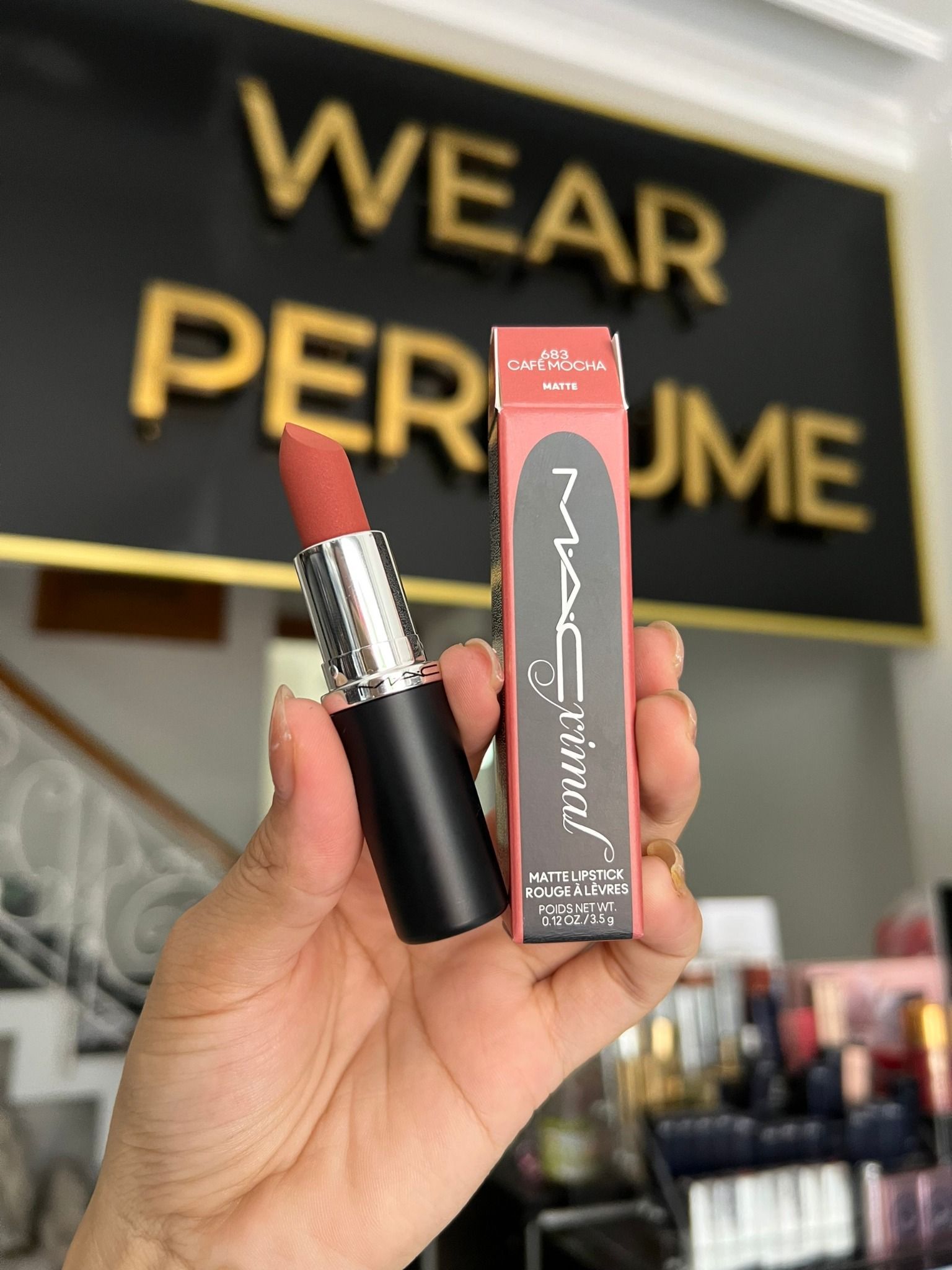  (New 2024) Son MAC Ximal Silky Matte 683 Cafe Mocha - Màu Cam Đào Nude 