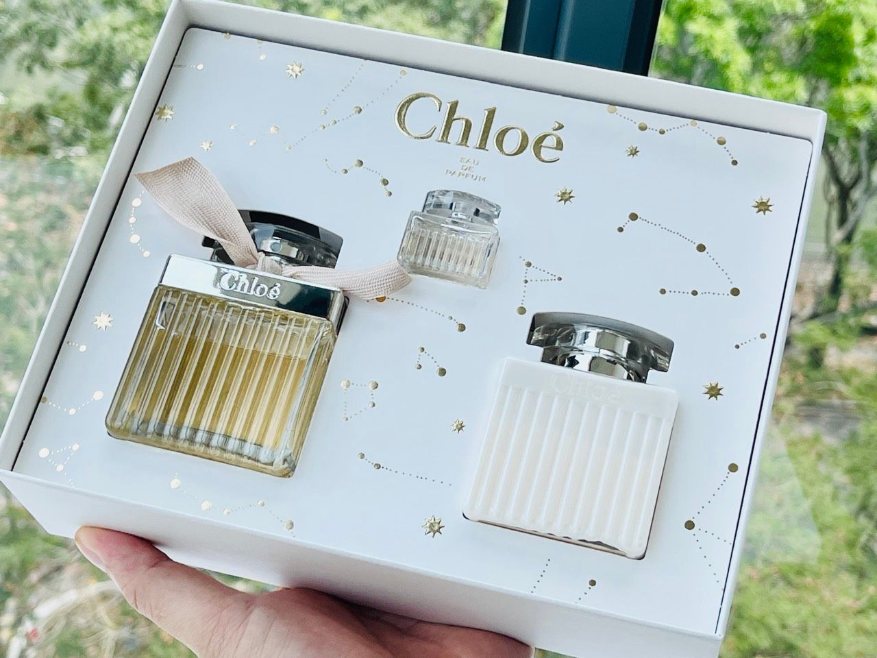  Giftset Nước hoa Chloe (EDP 75ml + 5ml & Body Lotion 100ml) 