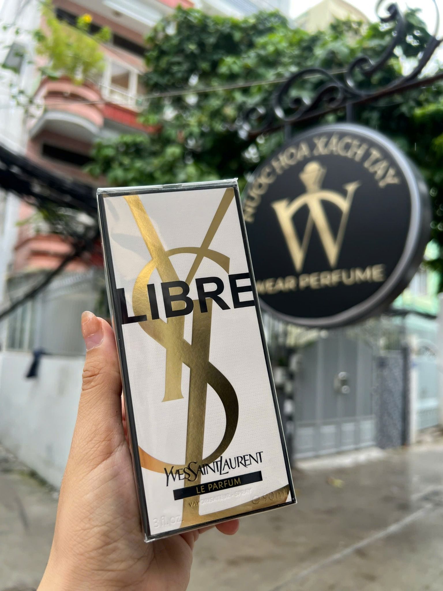  Yves Saint Laurent YSL Libre Le Parfum 