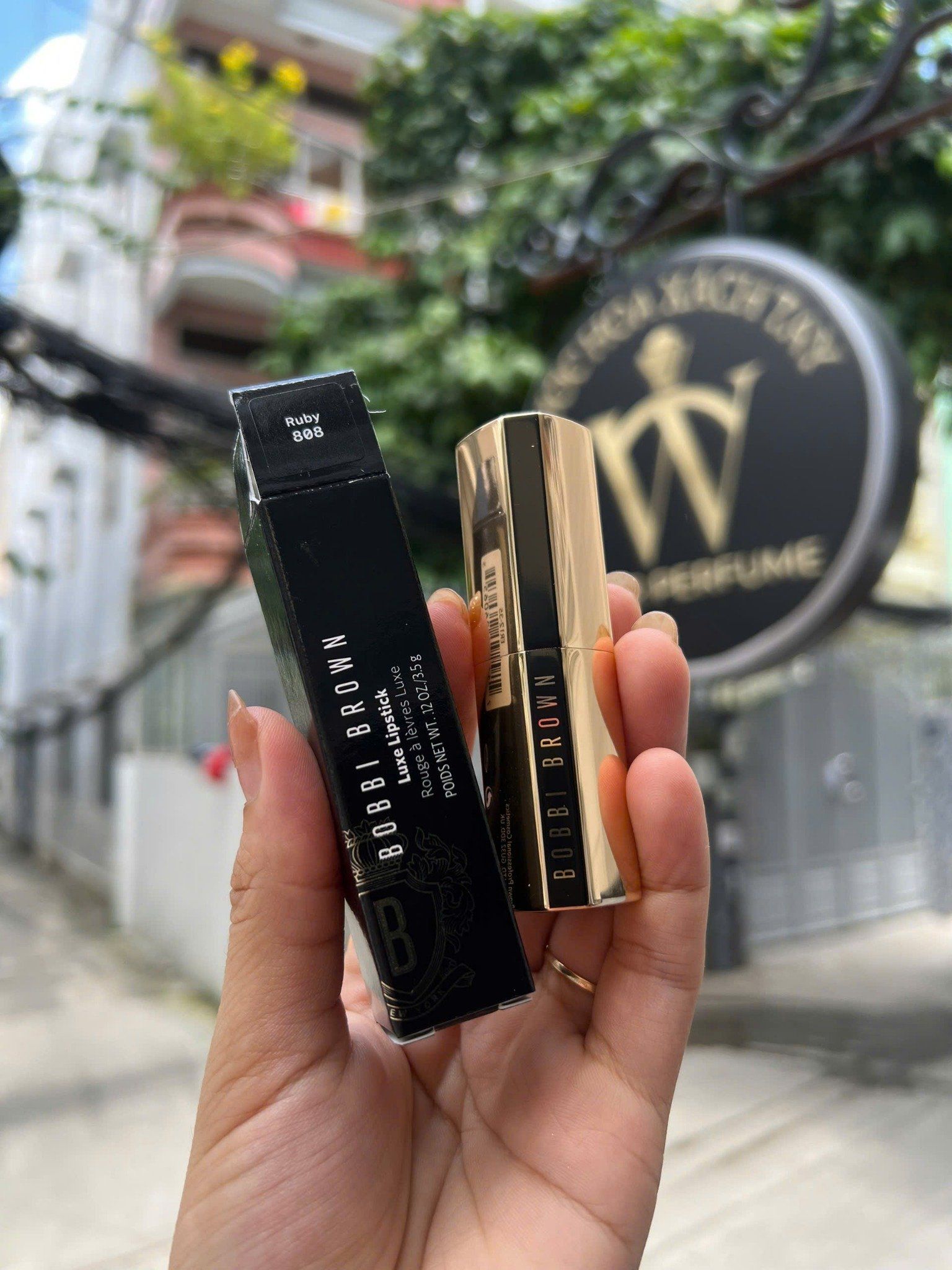  Son Bobbi Brown Luxe Satin Ruby 808 - Màu Đỏ Ruby 
