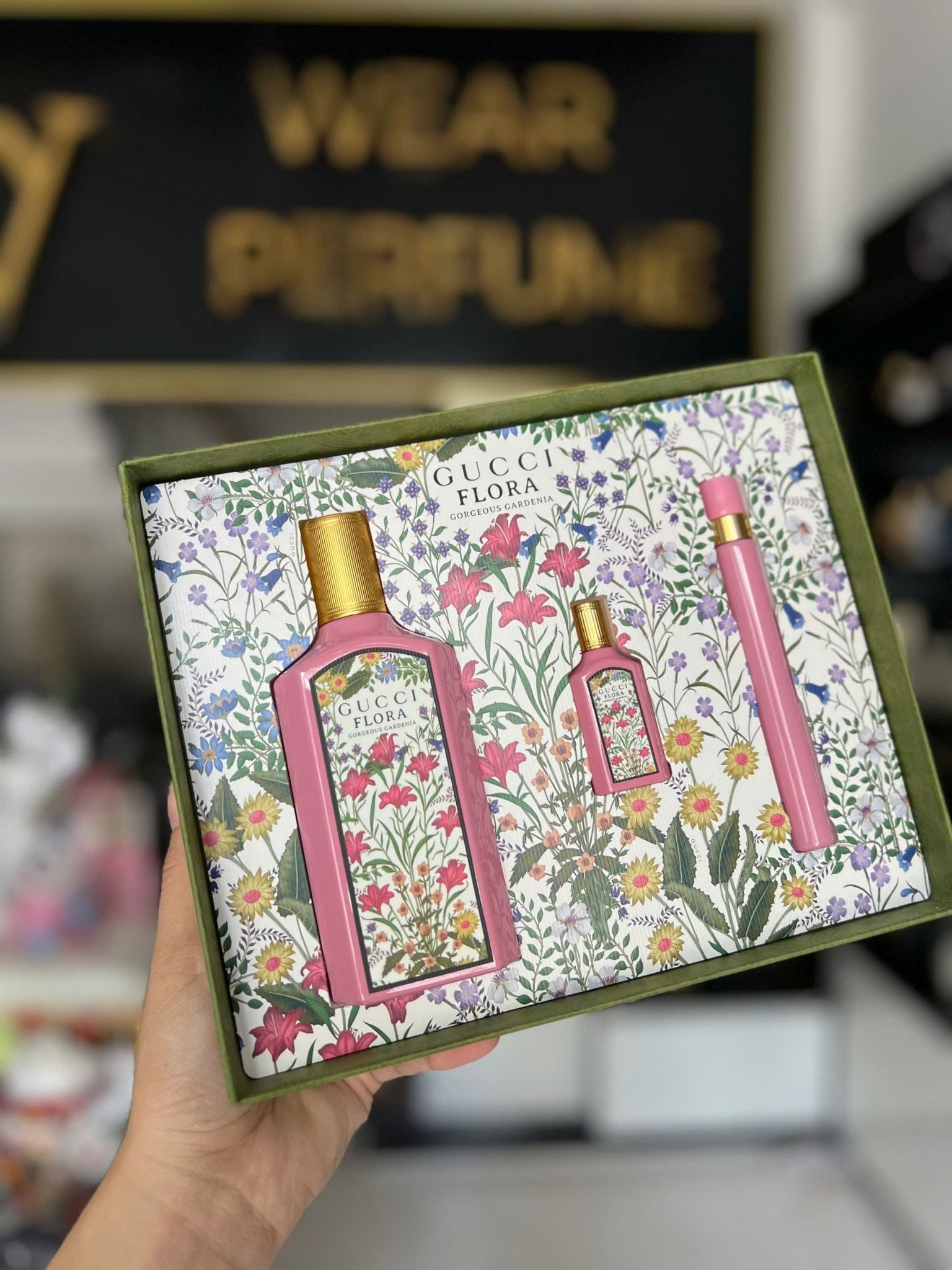  Gift Set Gucci Flora Gorgeous Gardenia Eau de Parfum 3pcs ( EDP 100ml & EDP 5ml & EDP 10ml ) 