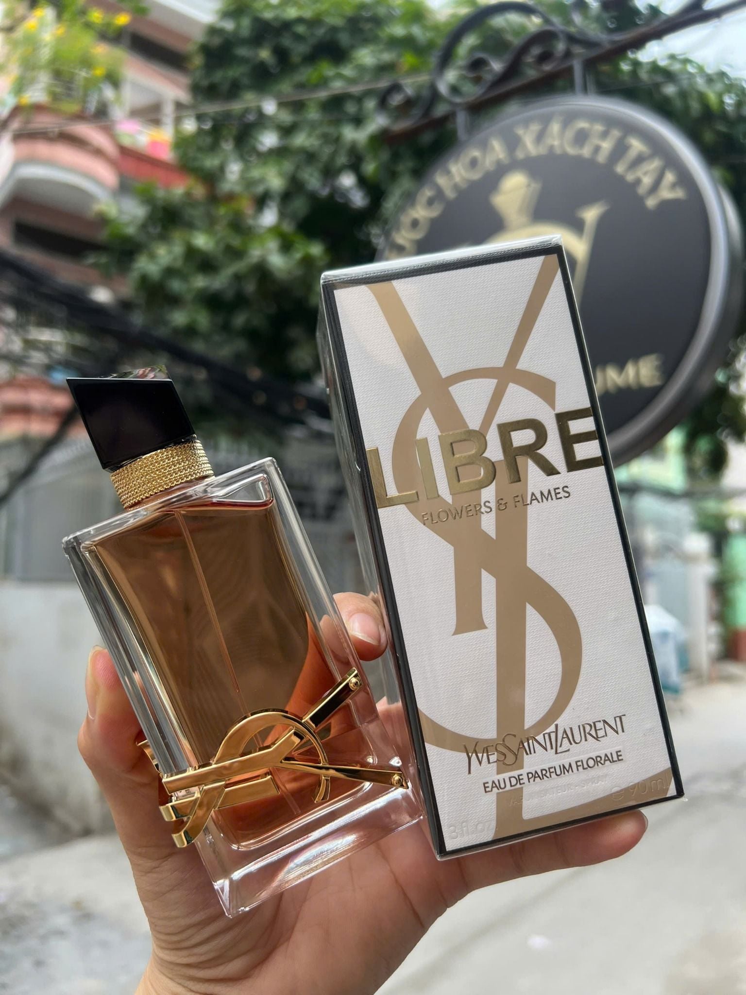  Yves Saint Laurent Libre Flowers Flames EDP 