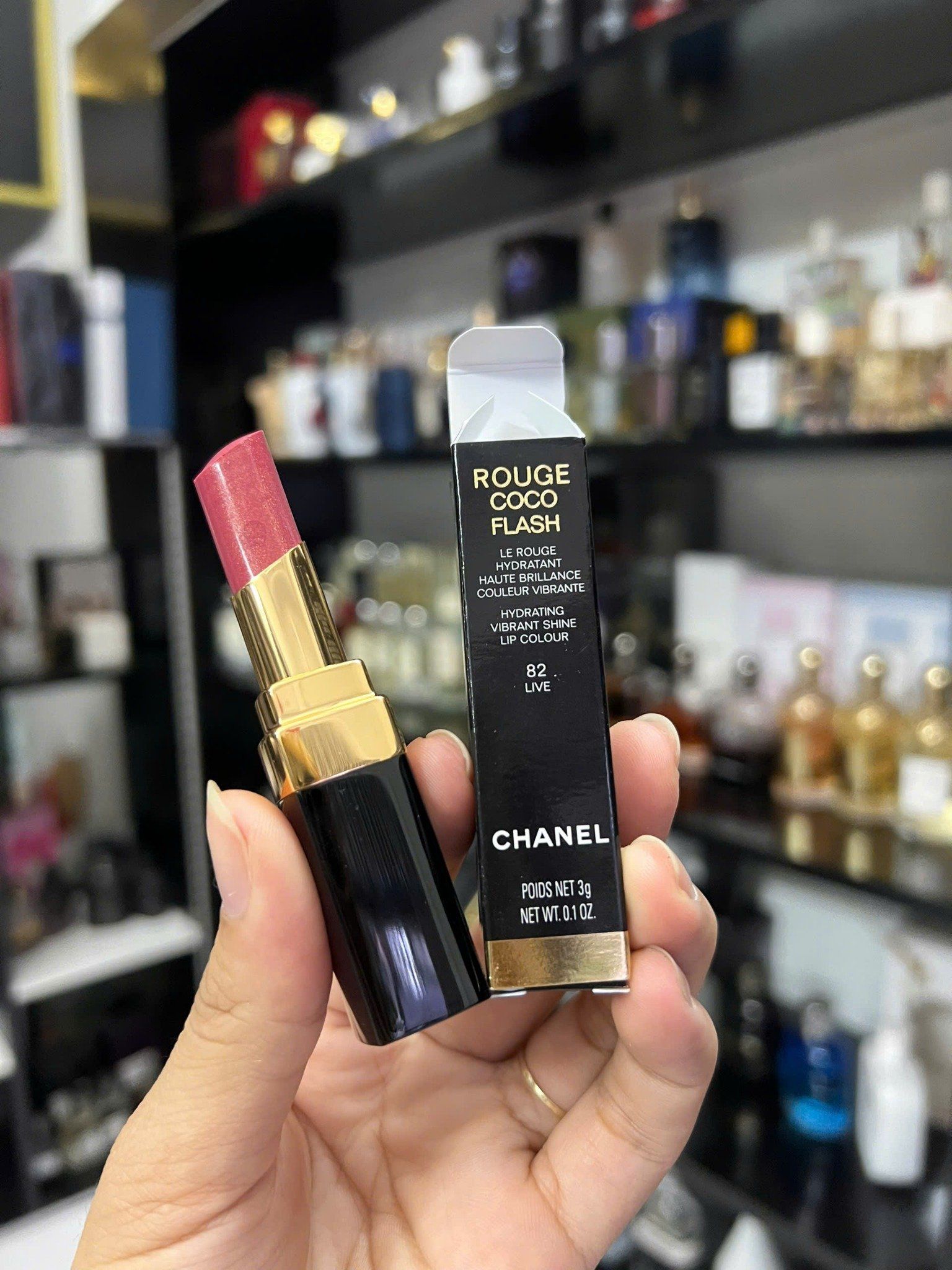  Son Chanel Rouge Coco Flash 82 Live - Màu Đỏ Nâu 