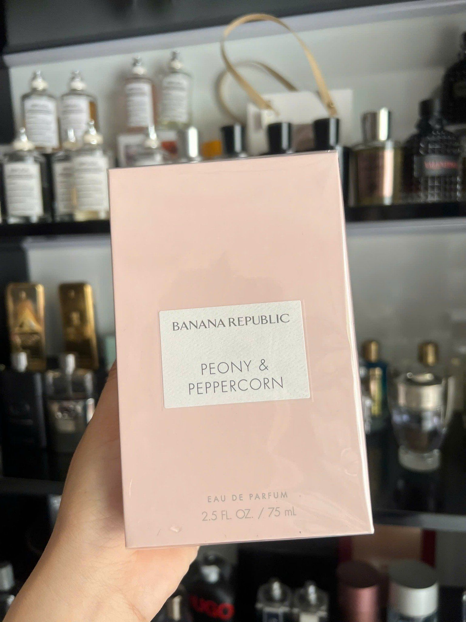  Banana Republic Peony & Peppercorn 