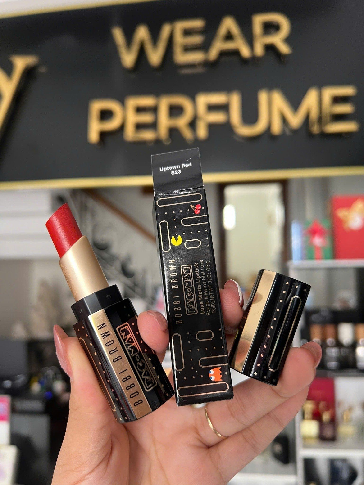  Son Bobbi Brown Limited-Edition PAC-MAN Luxe Matte Lipstick 823 UPTOWN RED 