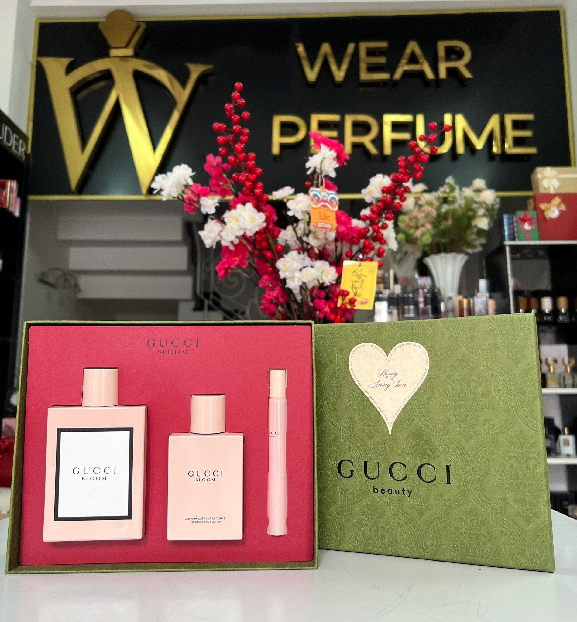  Gift Set Gucci Bloom 3pcs ( EDP 100ml & Lotion Dưỡng Da 100ml & EDP 10ml ) 