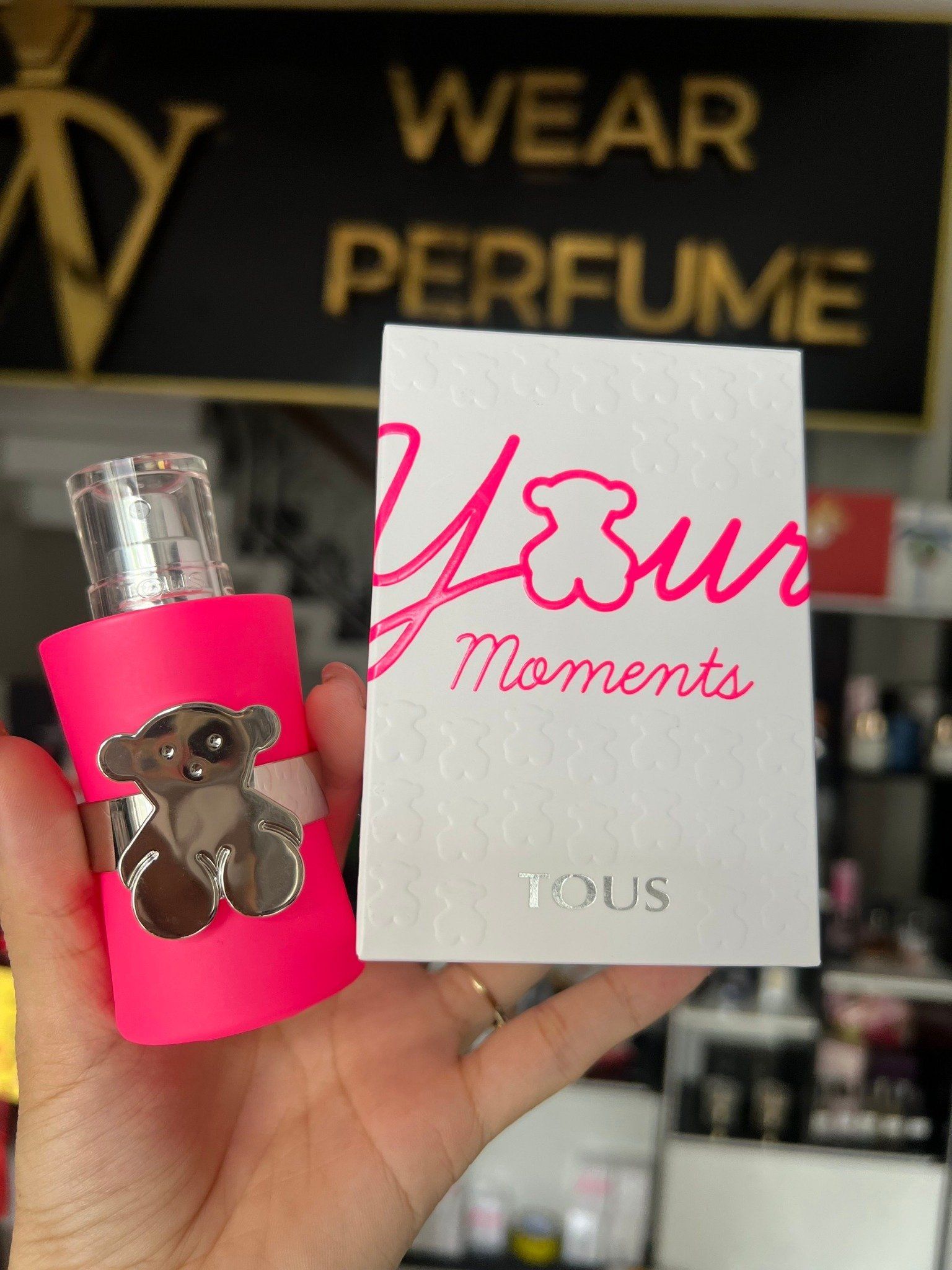  Tous Your Moments 