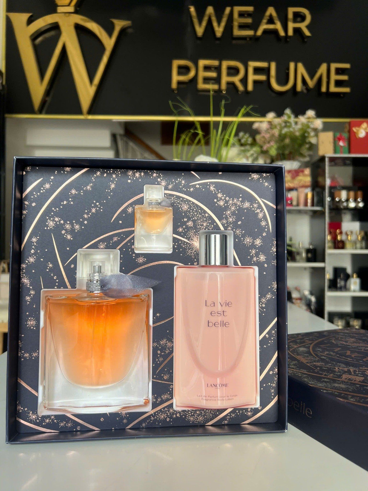  Giftset Nước Hoa Lancome La Vie Est Belle EDP ( 100ML + 200ML+ 4ML) 
