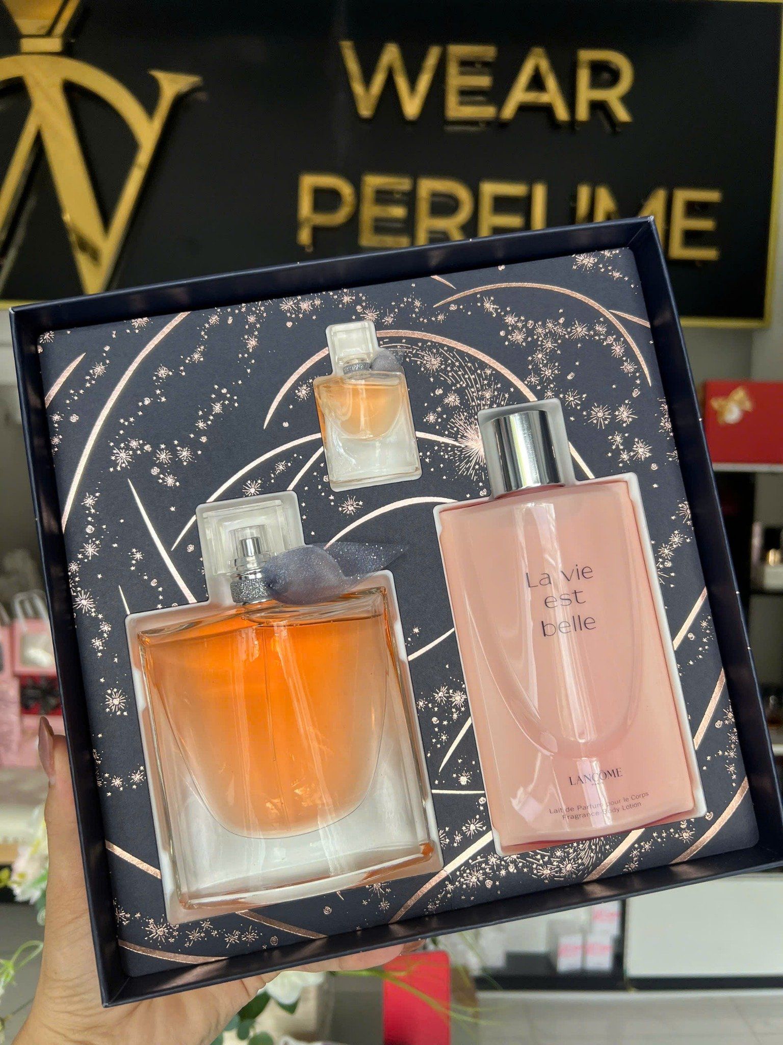  Giftset Nước Hoa Lancome La Vie Est Belle EDP ( 100ML + 200ML+ 4ML) 