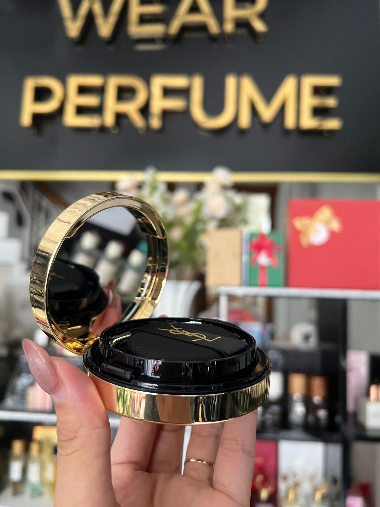 Cushion YSL Le Cushion Encre De Peau (Limited 2025 - Vỏ Da Đỏ) 