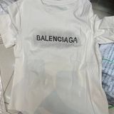  Áo thun đính đá form ngắn 