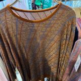  Áo len kiểu sợi kim sa 