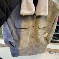  Áo da nhám cổ lôg hoạ tiết 