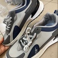  GIÀY THỂ THAO V1R DÂY 2 MÀU 