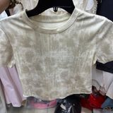  Áo thun đính đá form ngắn 