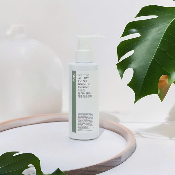  Gel rửa mặt tràm trà YOJO Tea Tree All Day Fresh Gel Cleanser 150ml 