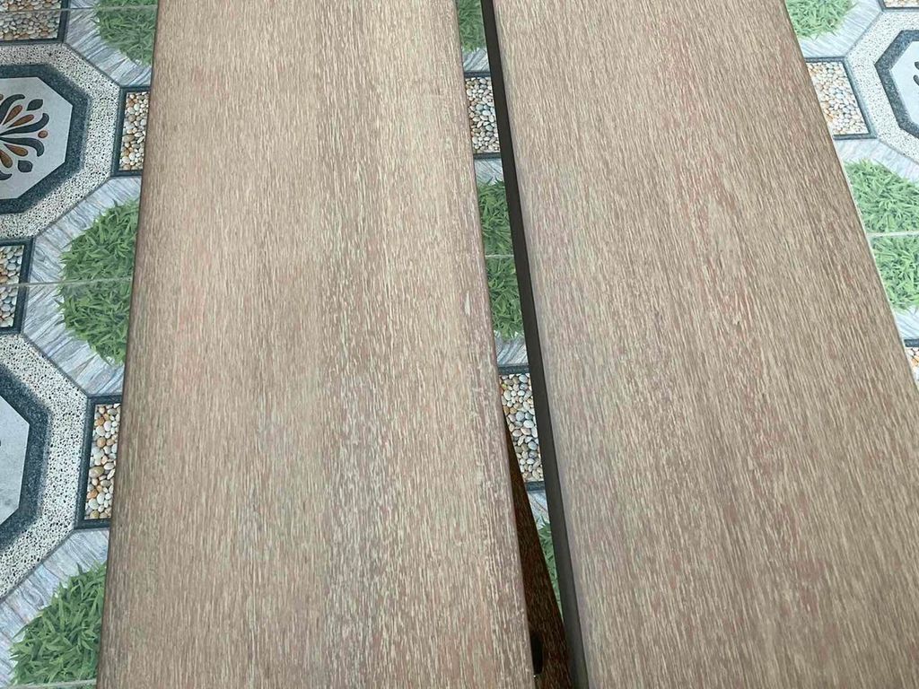 Bộ Bàn Ghế Ngoài Trời 1 Bàn 2 Băng Ghế - Gỗ Bạch Đàn Tự Nhiên