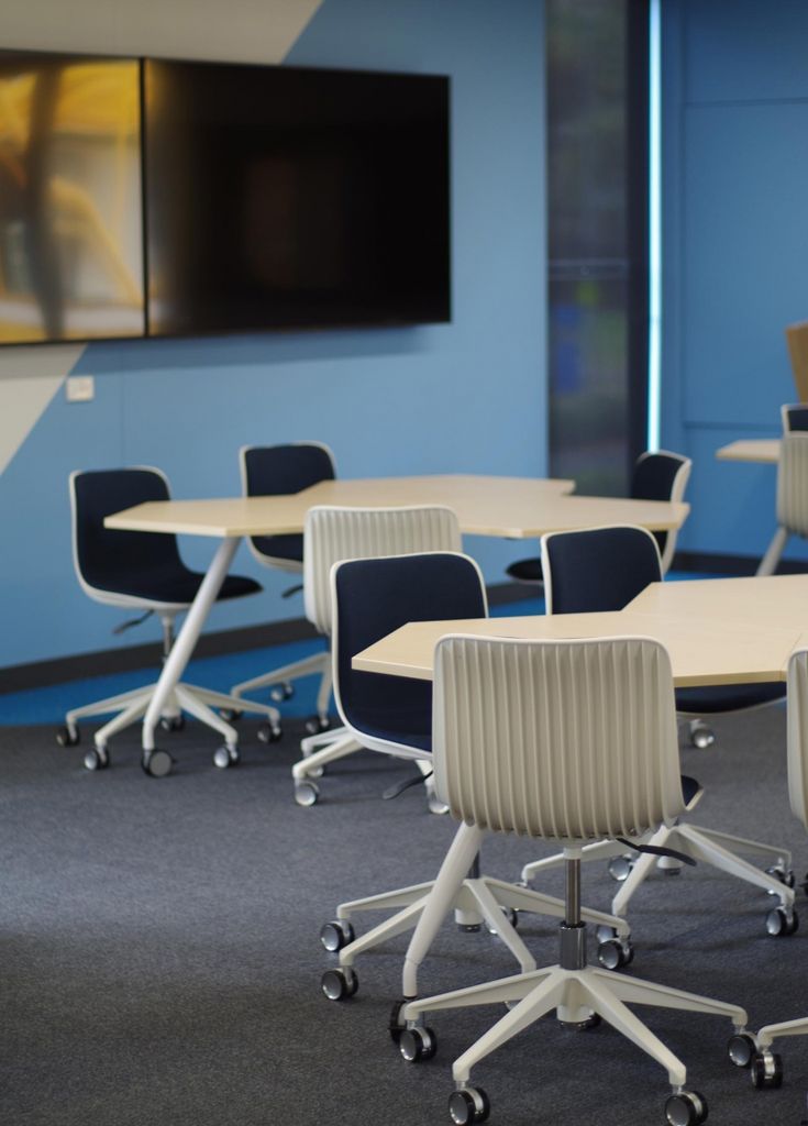 GHẾ DRAGONFLY 4 STAR CASTORS