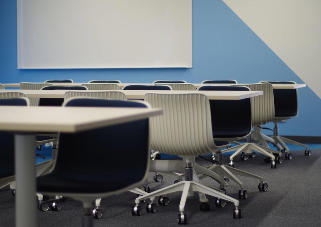 GHẾ DRAGONFLY 4 STAR CASTORS