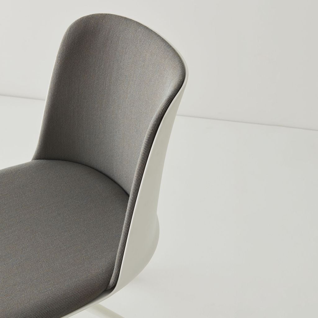 GHẾ TOBE CHÂN CHỤM