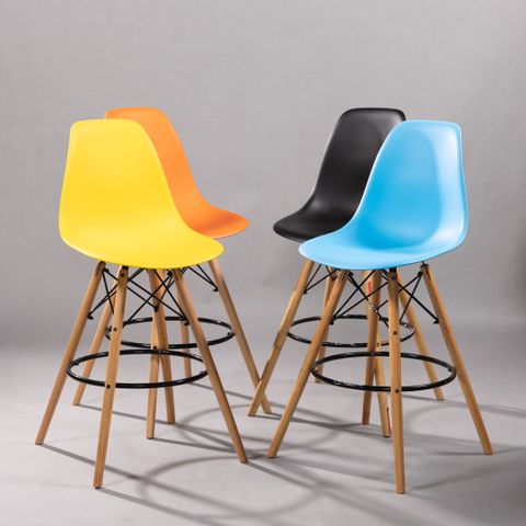  GHẾ QUẦY BAR NHỰA ĐÚC CHÂN GỖ 