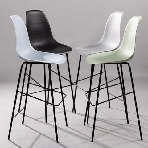  GHẾ QUẦY BAR NHỰA ĐÚC CHÂN SẮT 