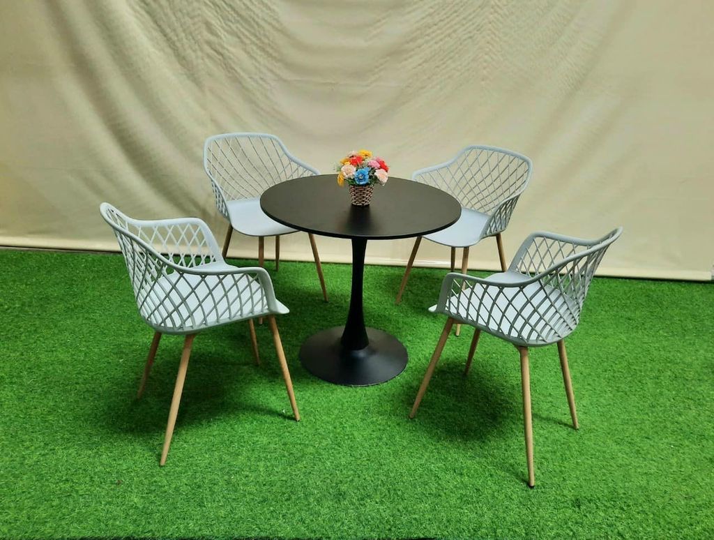 GHẾ CAFE MẶT NHỰA CHÂN SẲT
