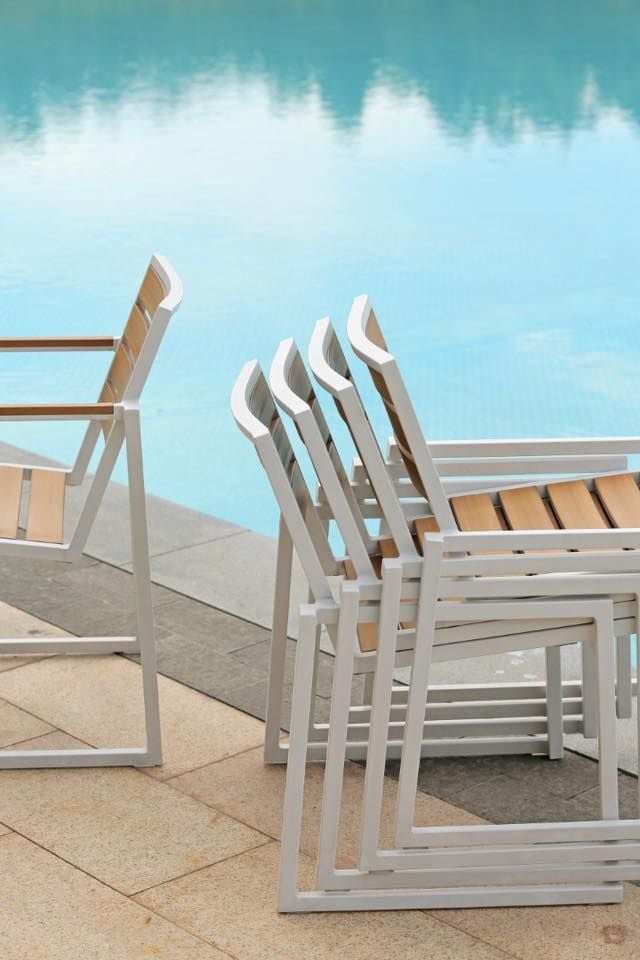 Bộ Bàn Ghế Ngoài Trời 6 Ghế Khung Sắt 1 Bàn Chữ Nhật Dài 1m6 - RATIO