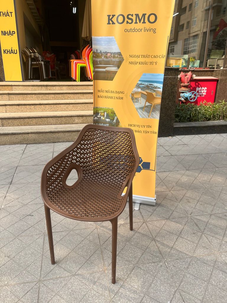 Ghế nhựa nguyên sinh