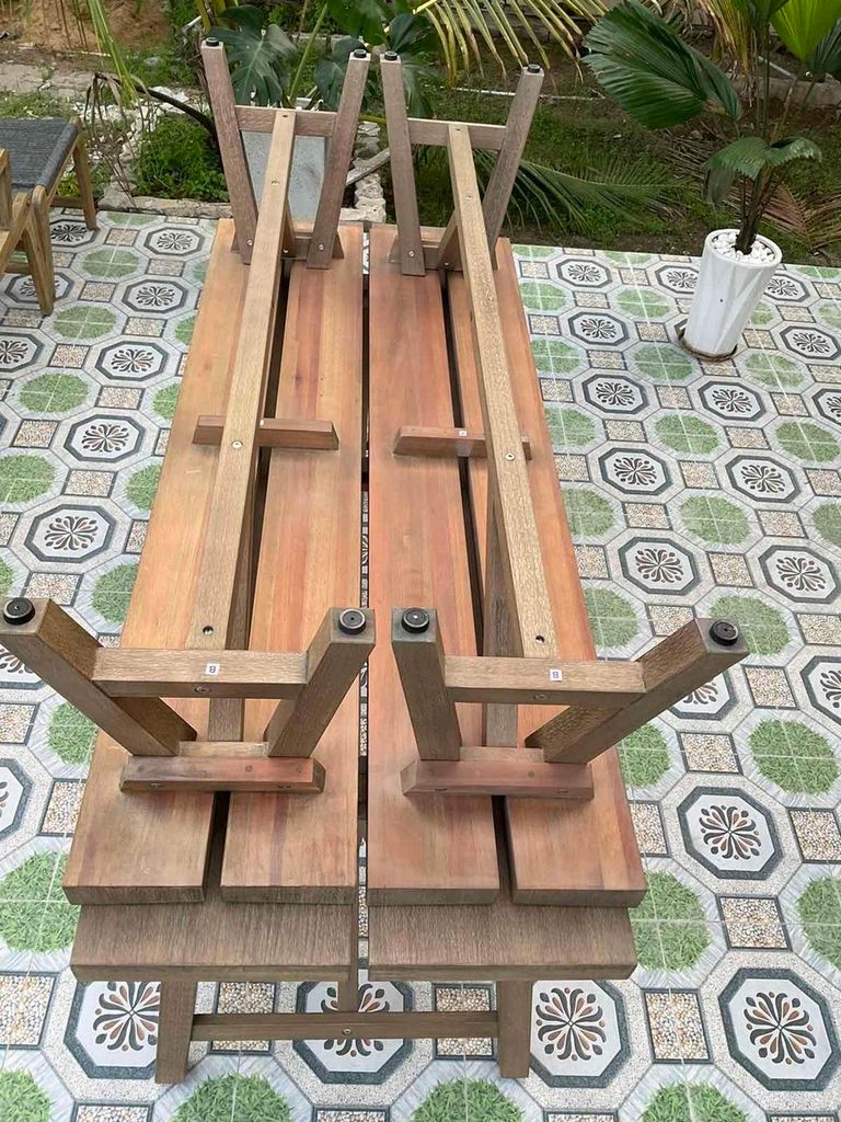 Bộ Bàn Ghế Ngoài Trời 1 Bàn 2 Băng Ghế - Gỗ Bạch Đàn Tự Nhiên