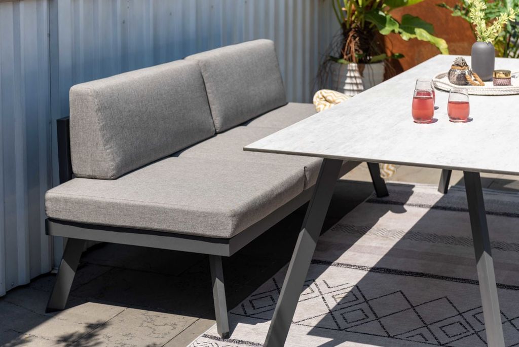 Ghế sofa 2 chỗ Opal
