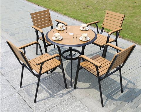  Bộ bàn ghế composite nhập khẩu ( 1 bàn và 4 ghế) 