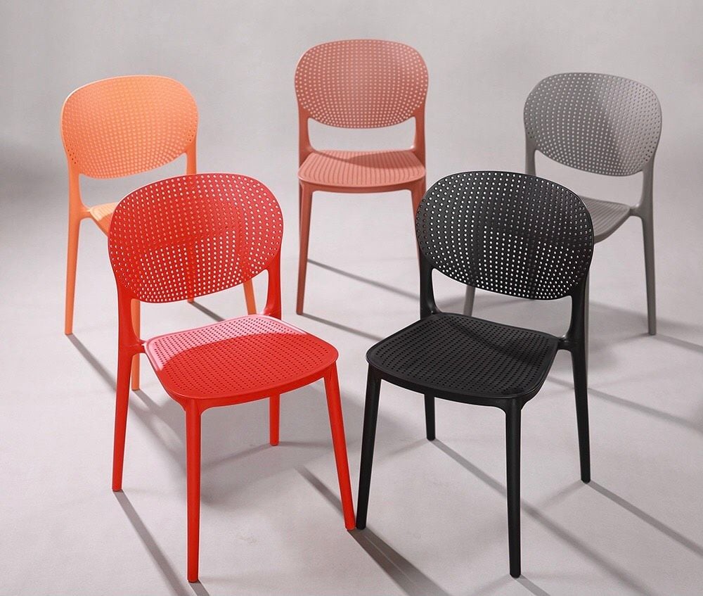 GHẾ CAFE NHỰA NGUYÊN SINH.