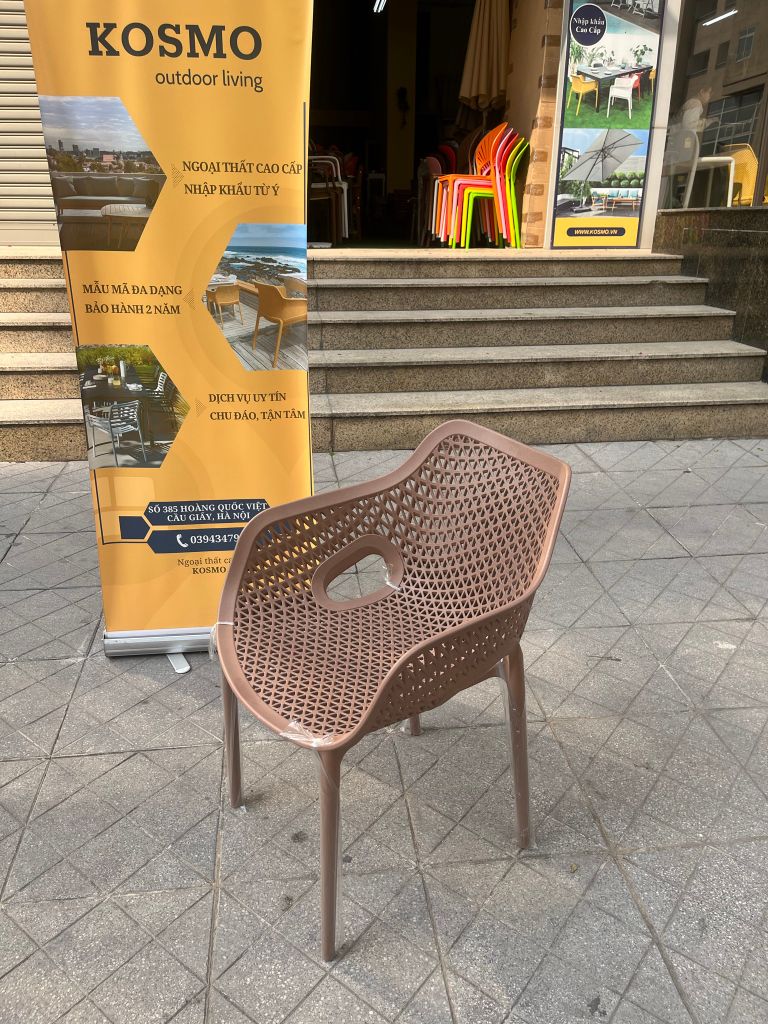 Ghế nhựa nguyên sinh